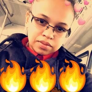 Meet your Posher, Liz